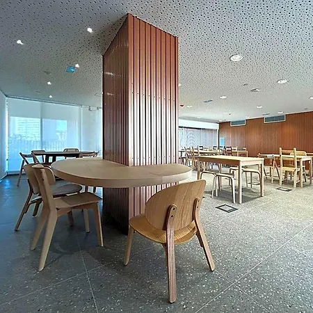 Hotel Valencia Tower فندق برجست