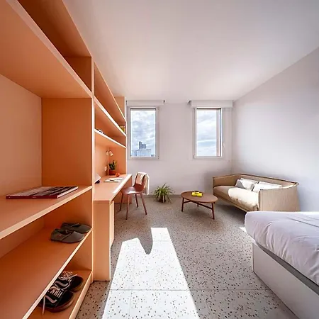 Hotel Valencia Tower فندق 3*