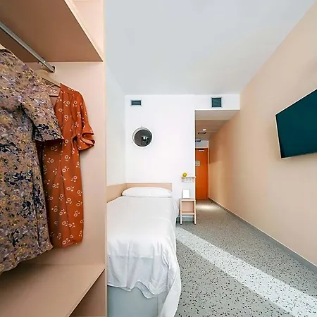 Hotel Valencia Tower 3* Burjassot